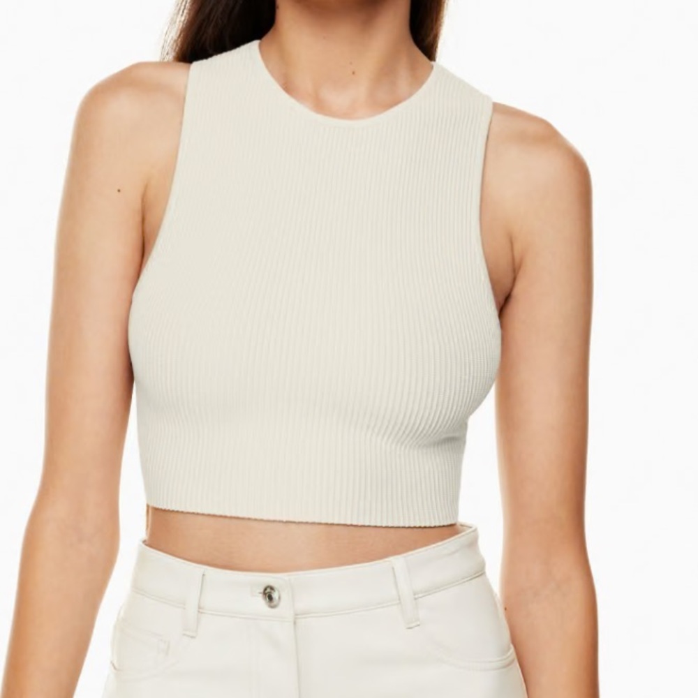 Aritzia Sculpt Knit Racer Cropped Tank